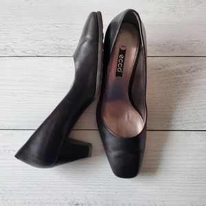 Ecco womens size 6.5 pump